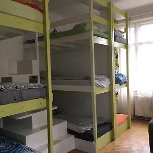 Albergue Chichilli Hostel, Viena